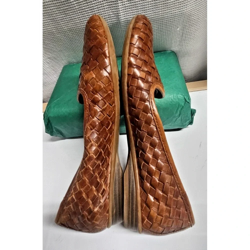 NATURALIZER‎ woven leather brown flats woman Sz 7.5Narrow
